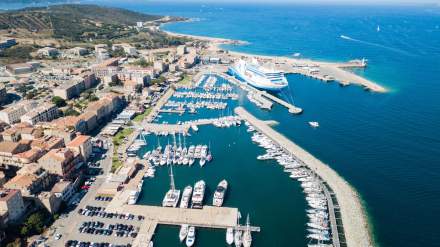 → Que faire en Corse du Sud ? · Casa C